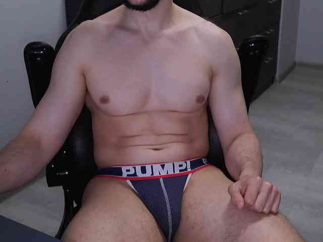 Antawn_Hung