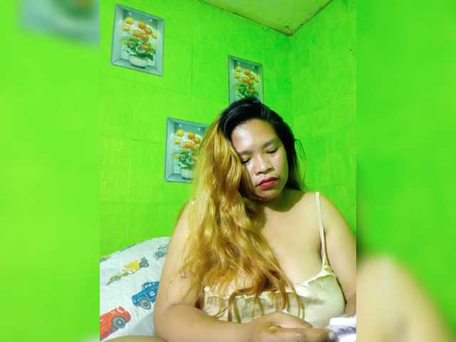 Kyrene live cam on BongaCams