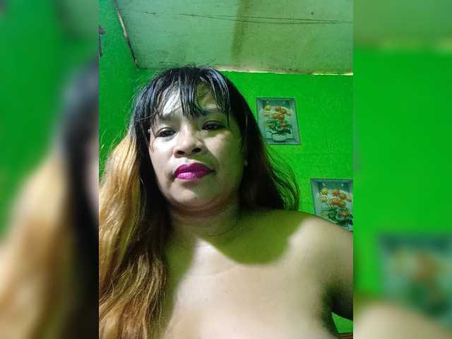 Kyrene live webcam show