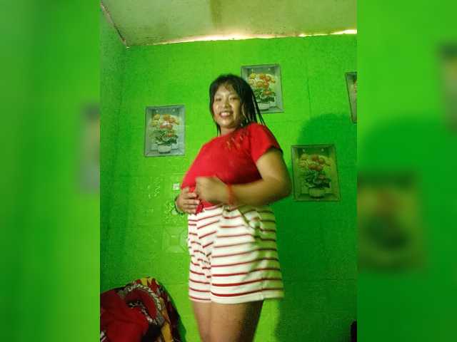 Kyrene live cam on BongaCams