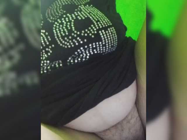 Kyrene, live now on BongaCams