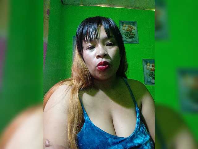 Kyrene live webcam show