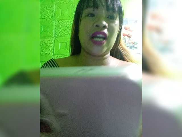 Kyrene live cam on BongaCams