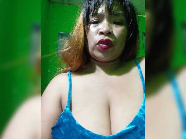 Kyrene live webcam show