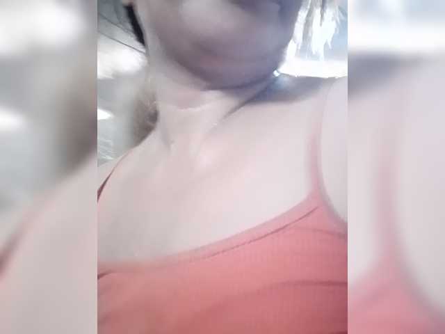 Kyrene live cam on BongaCams