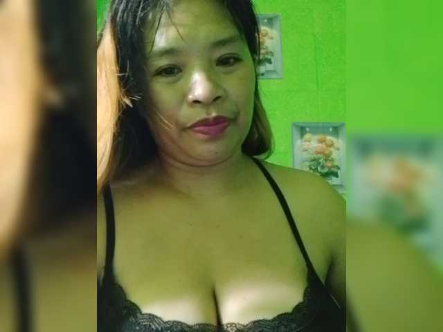 Kyrene live cam on BongaCams
