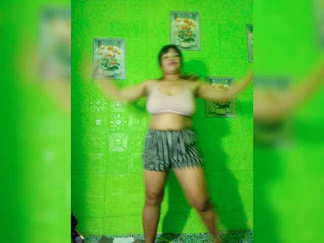 Kyrene live cam on BongaCams