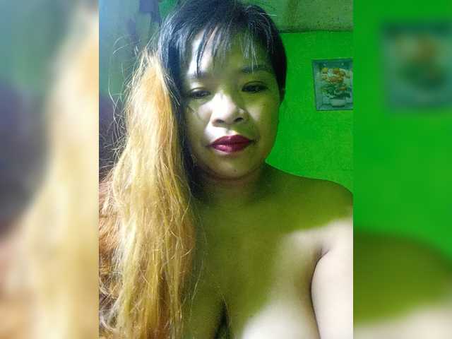Kyrene live cam on BongaCams