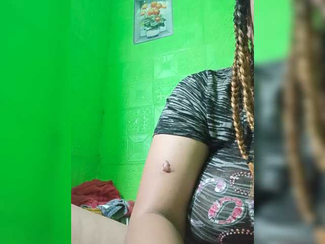 Kyrene live cam on BongaCams