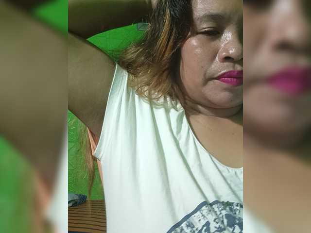 Kyrene live cam on BongaCams