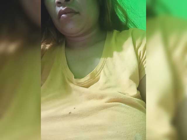 Kyrene live cam on BongaCams
