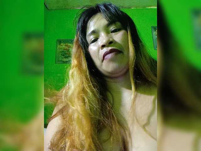 Kyrene live cam on BongaCams