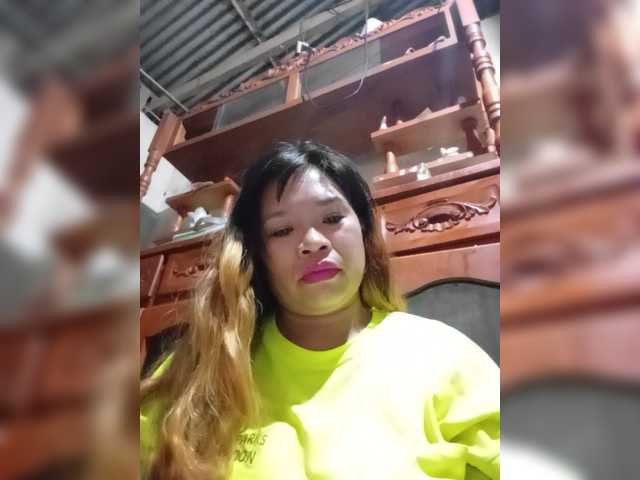 Kyrene live webcam show