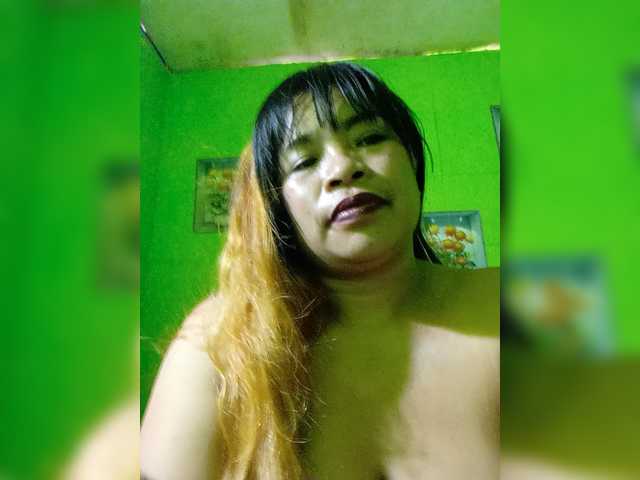 Kyrene live webcam show