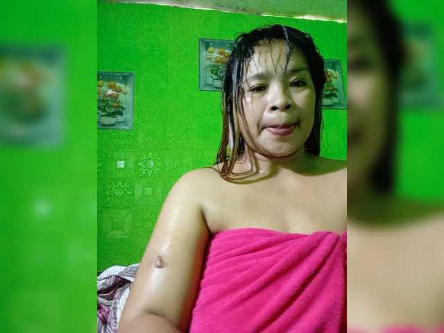 Kyrene live webcam show