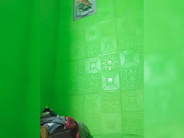 Kyrene live cam on BongaCams