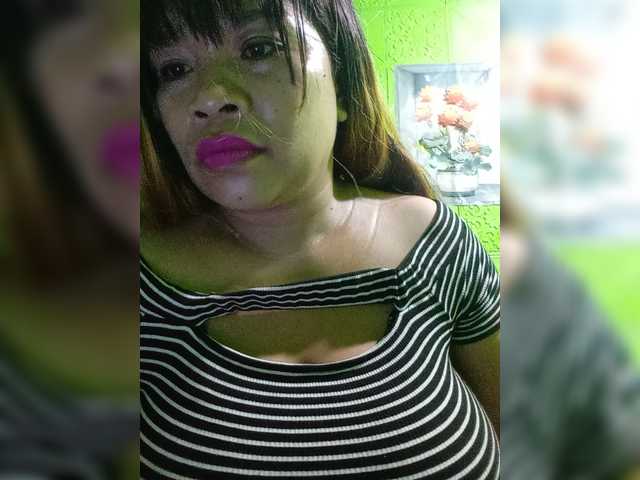 Kyrene live cam on BongaCams