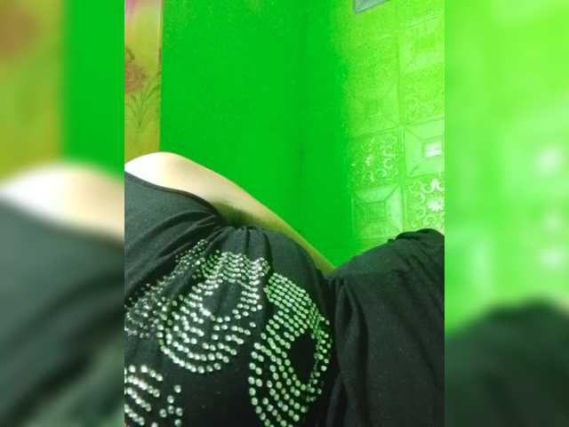 Kyrene, en directo ahora en BongaCams