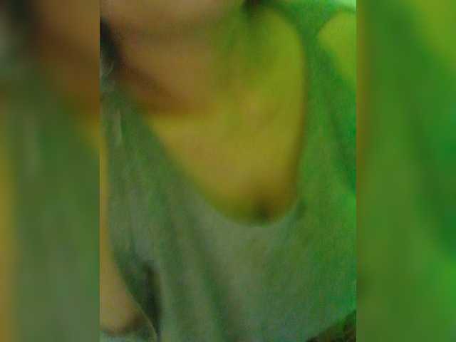 Kyrene live cam on BongaCams