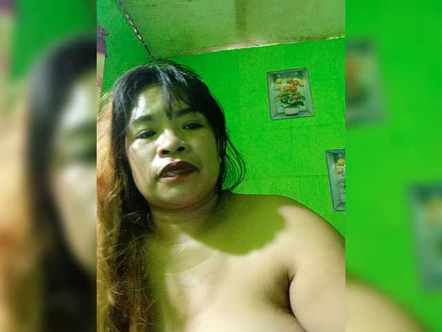 Kyrene live cam on BongaCams