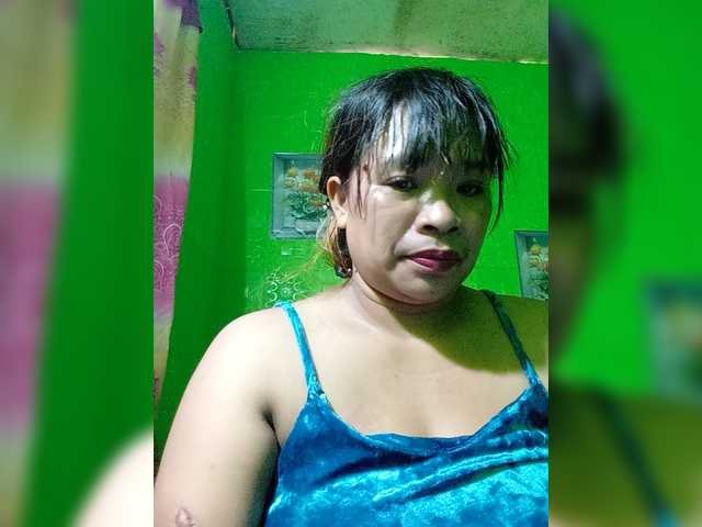 Kyrene live webcam show