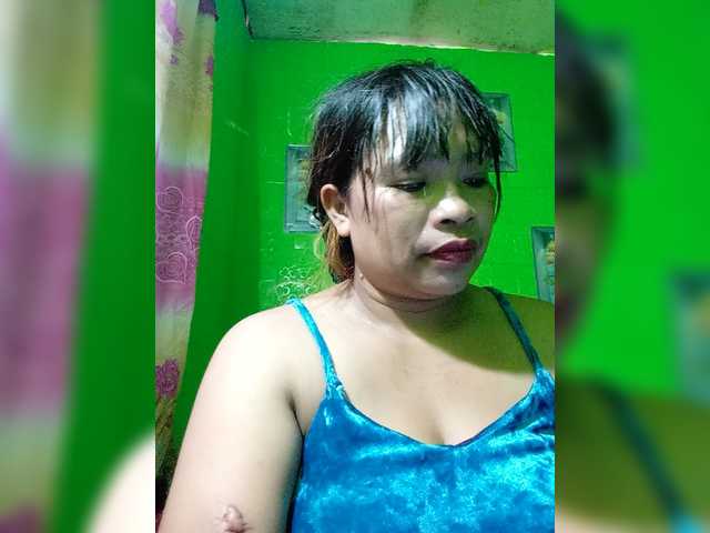 Kyrene live webcam show