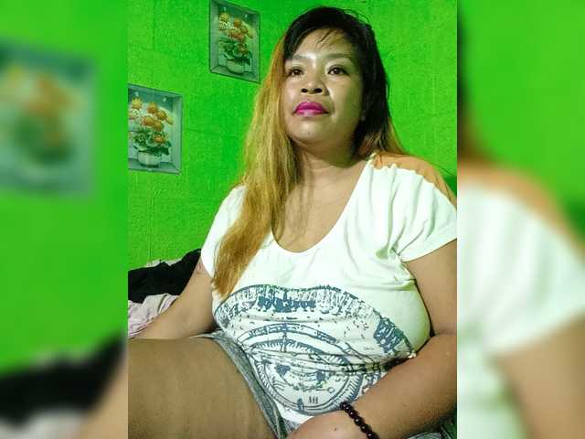 Kyrene live webcam show