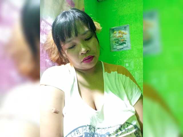 Kyrene live webcam show