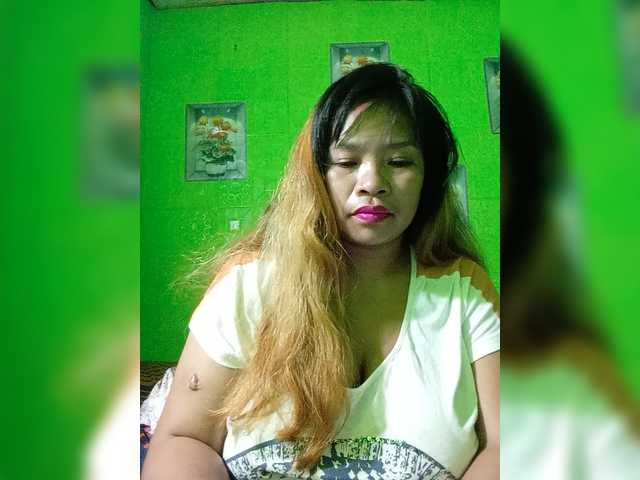 Kyrene live webcam show