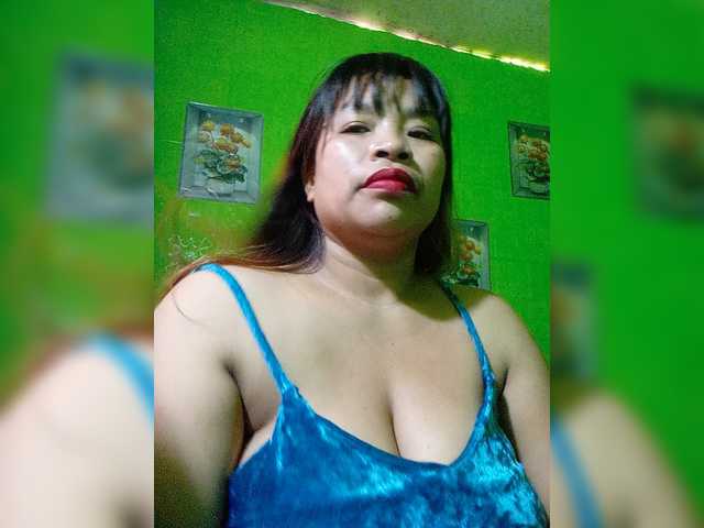 Kyrene live webcam show