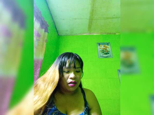 Kyrene live webcam show