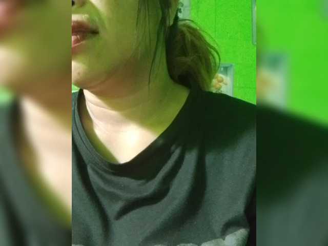 Kyrene, en directo ahora en BongaCams