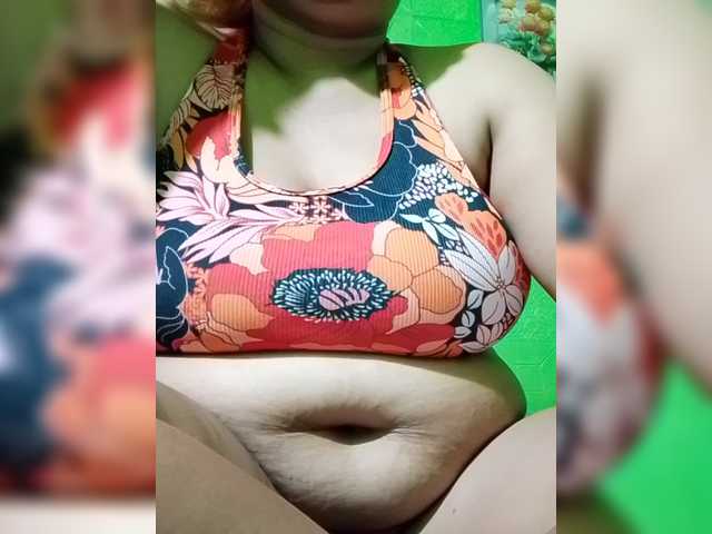 Kyrene live cam on BongaCams