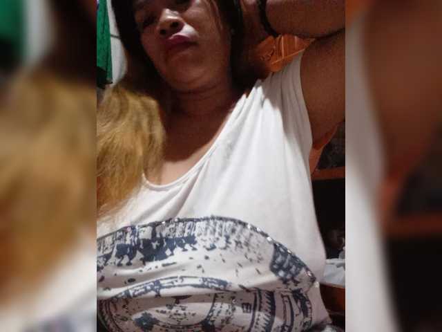 Kyrene live webcam show