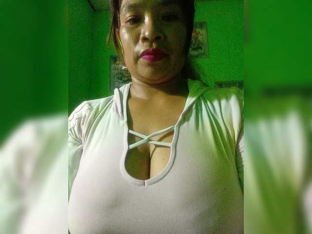 Kyrene live cam on BongaCams