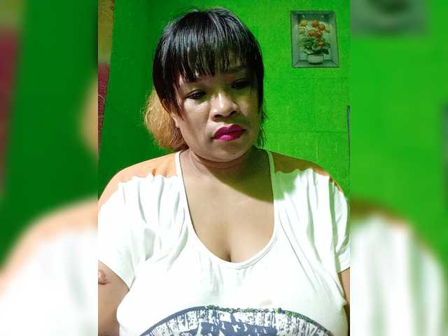 Kyrene live cam on BongaCams
