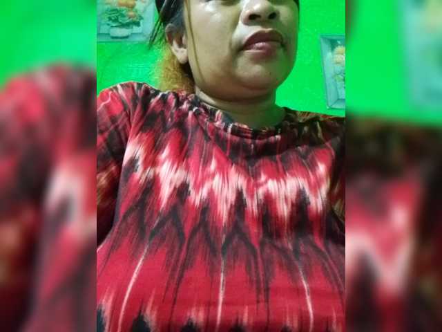 Kyrene live cam on BongaCams