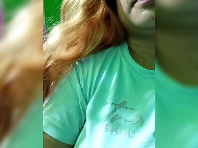 Kyrene's BongaCams show and profile