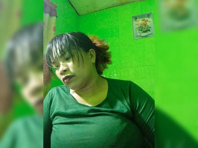 Kyrene live webcam show