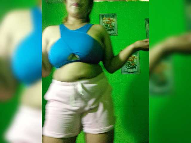 Kyrene live cam on BongaCams