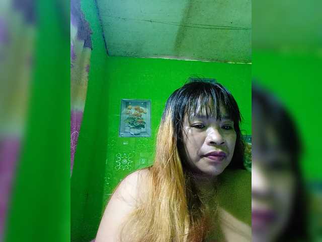 Kyrene live webcam show