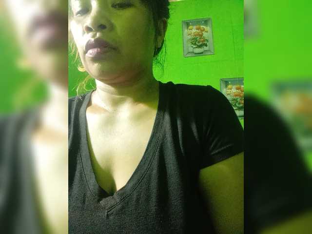 Kyrene live cam on BongaCams