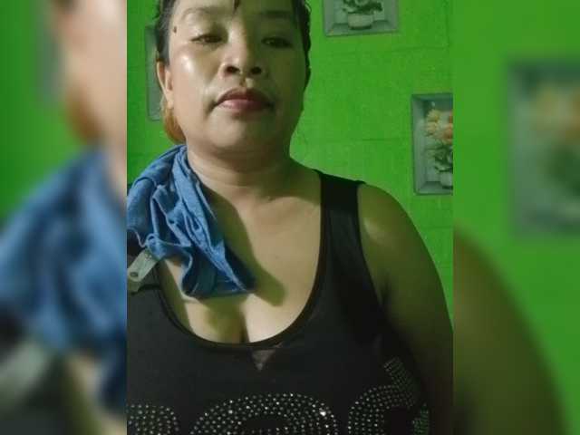 Kyrene, en directo ahora en BongaCams