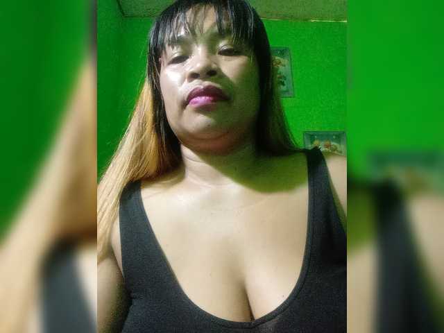 Kyrene live cam on BongaCams