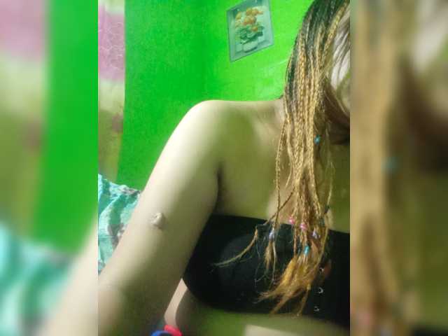Kyrene live cam on BongaCams
