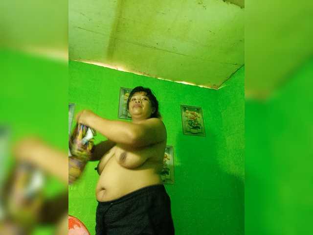 Kyrene live cam on BongaCams