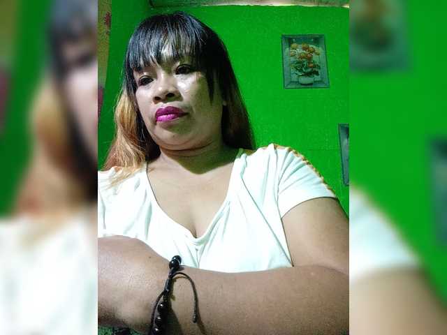 Kyrene live webcam show