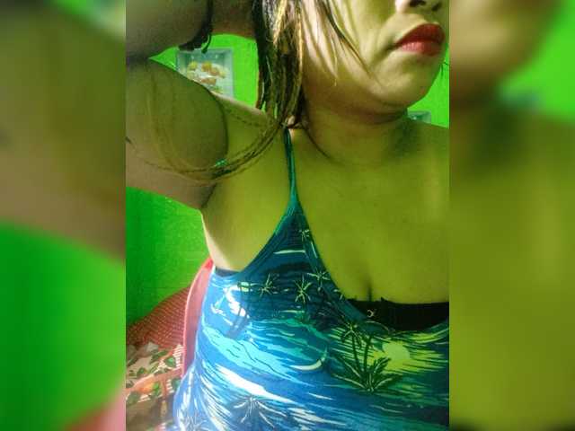 Kyrene live cam on BongaCams