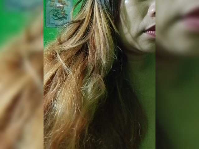 Kyrene, en vivo ahora en BongaCams