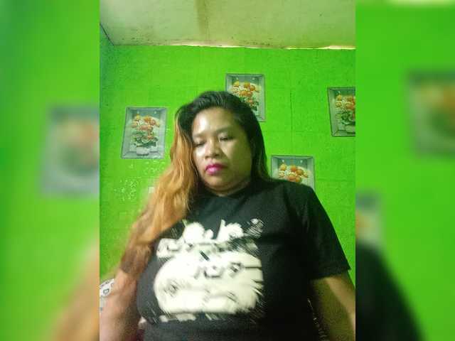 Kyrene live cam on BongaCams
